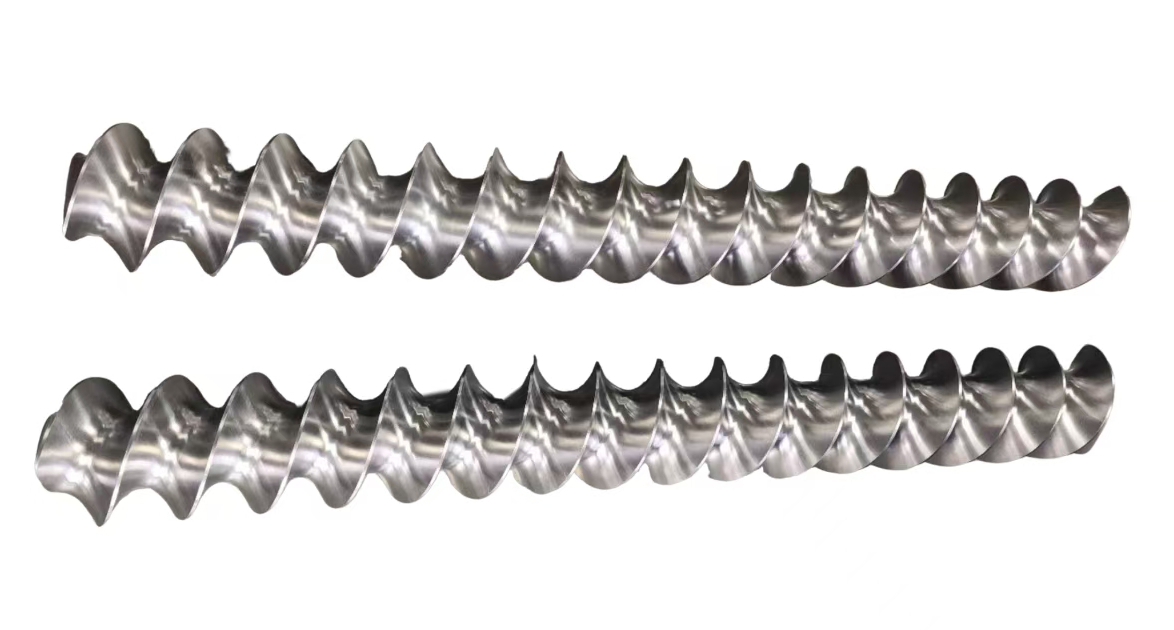 How Side Feed Screws Improve The Performance of Twin Screw Extruder Screw Elements